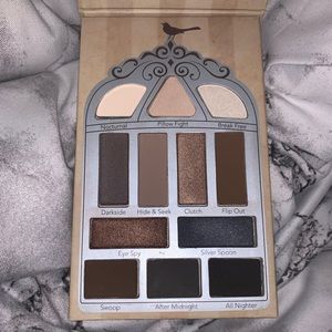 PRETTY VULGAR Nightingale palette